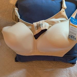PlayTex love my curves bra, smooth, pearl color, size 42DD